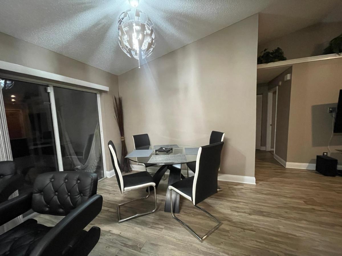 Cozy 3 Bedroom Home Close To Everything In Tampa! Экстерьер фото